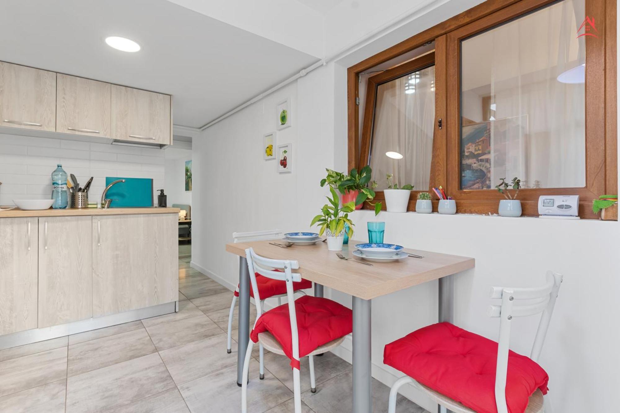 Central Town Cosy Apartment Bukarest Exteriör bild